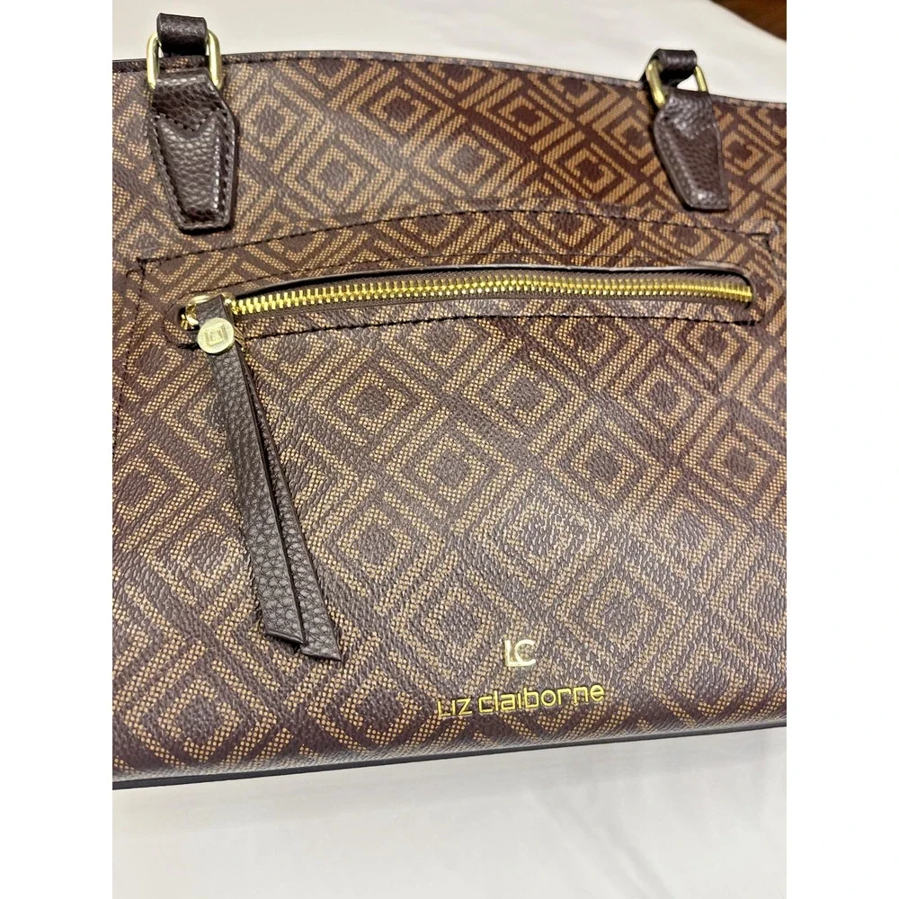 Brown Shoulder Tote Bag Womens Classic Everyday Designer Gold Accent Liz Claibor